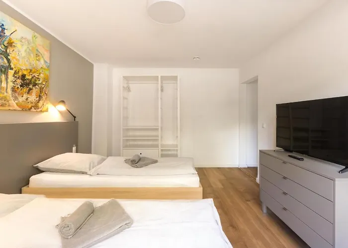 Glueck Auf Am Stadtpark * Duisburgo